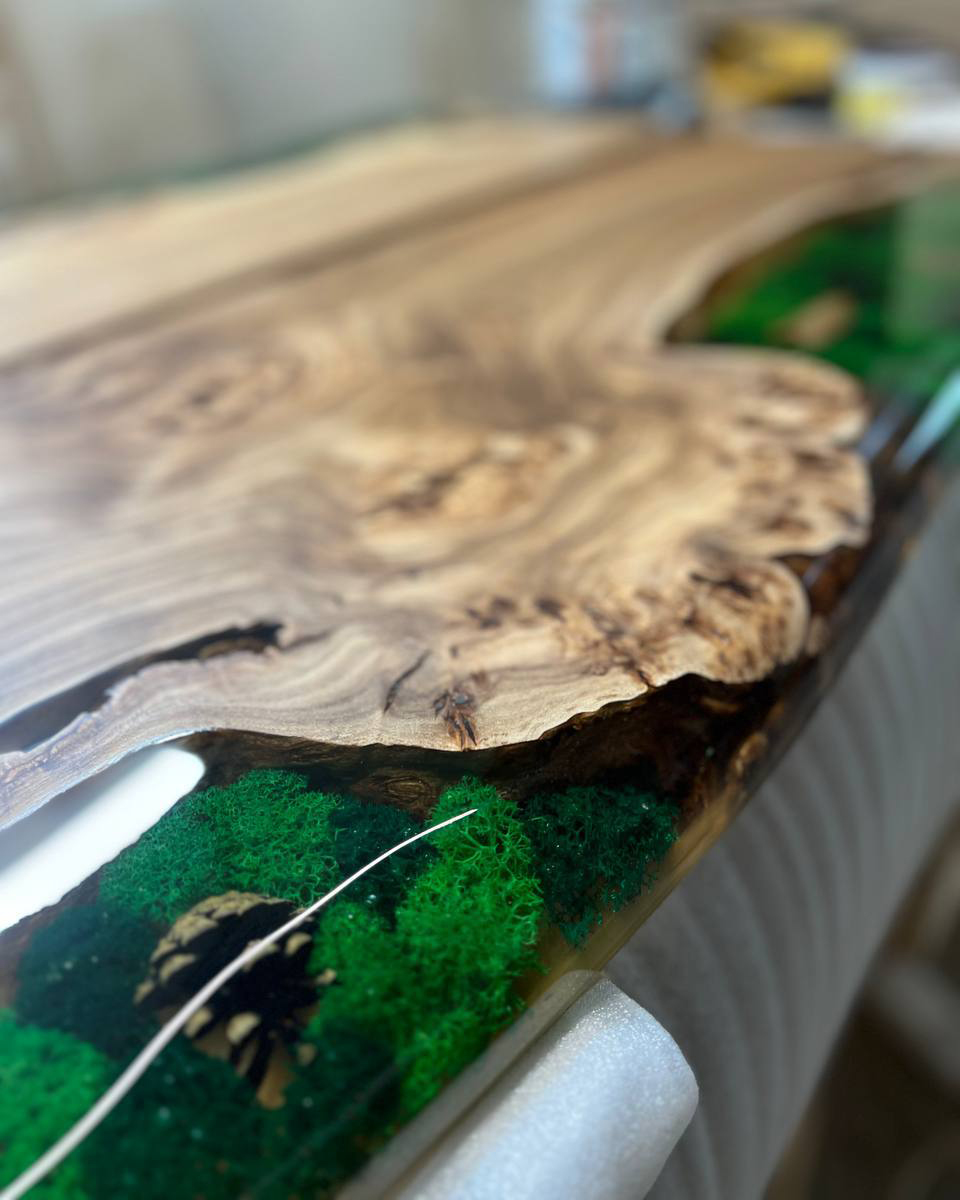 Подоконники из карагача со смолой 3