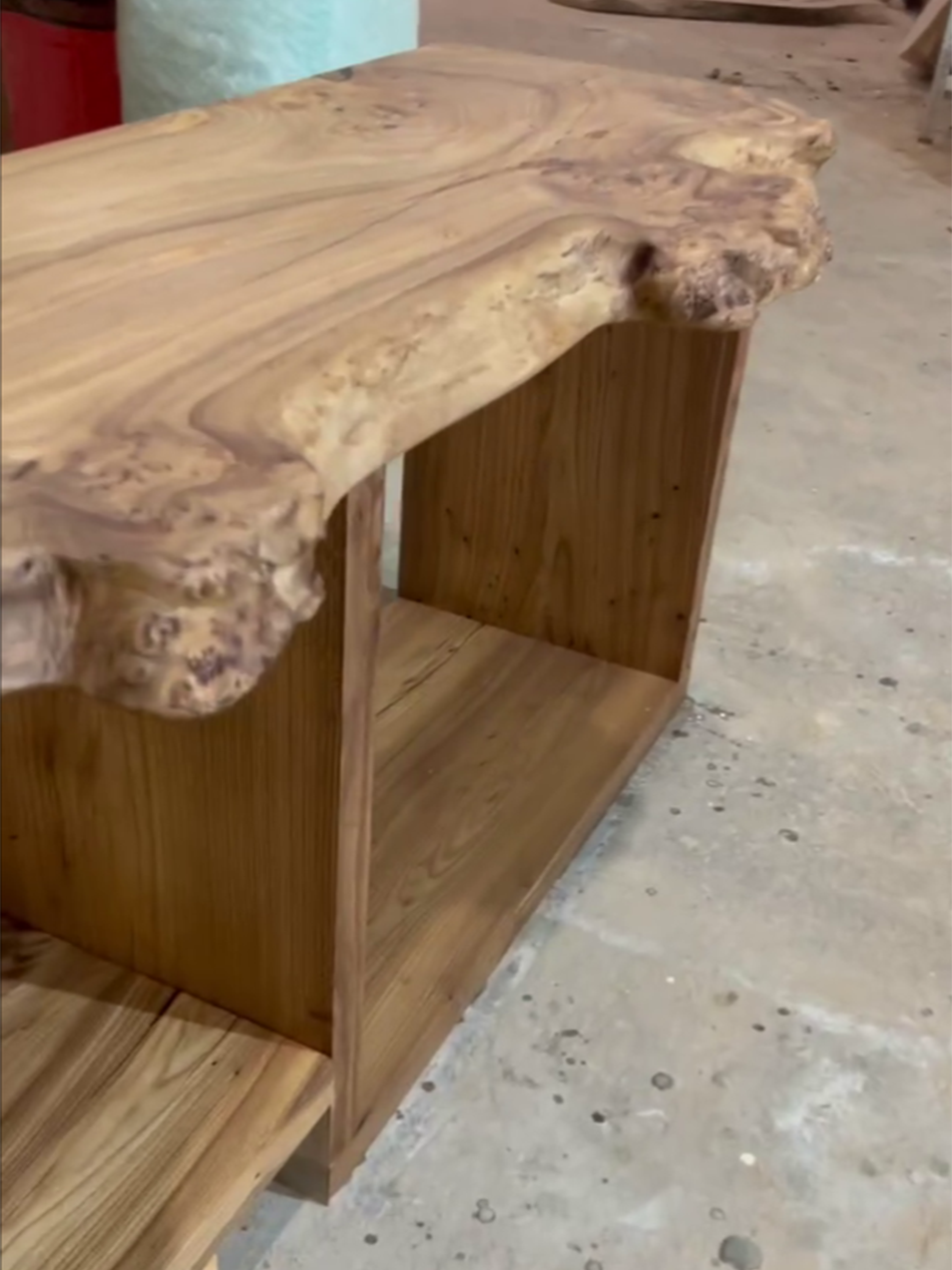 Тумба с выдвижным ящиком с живым краем 3