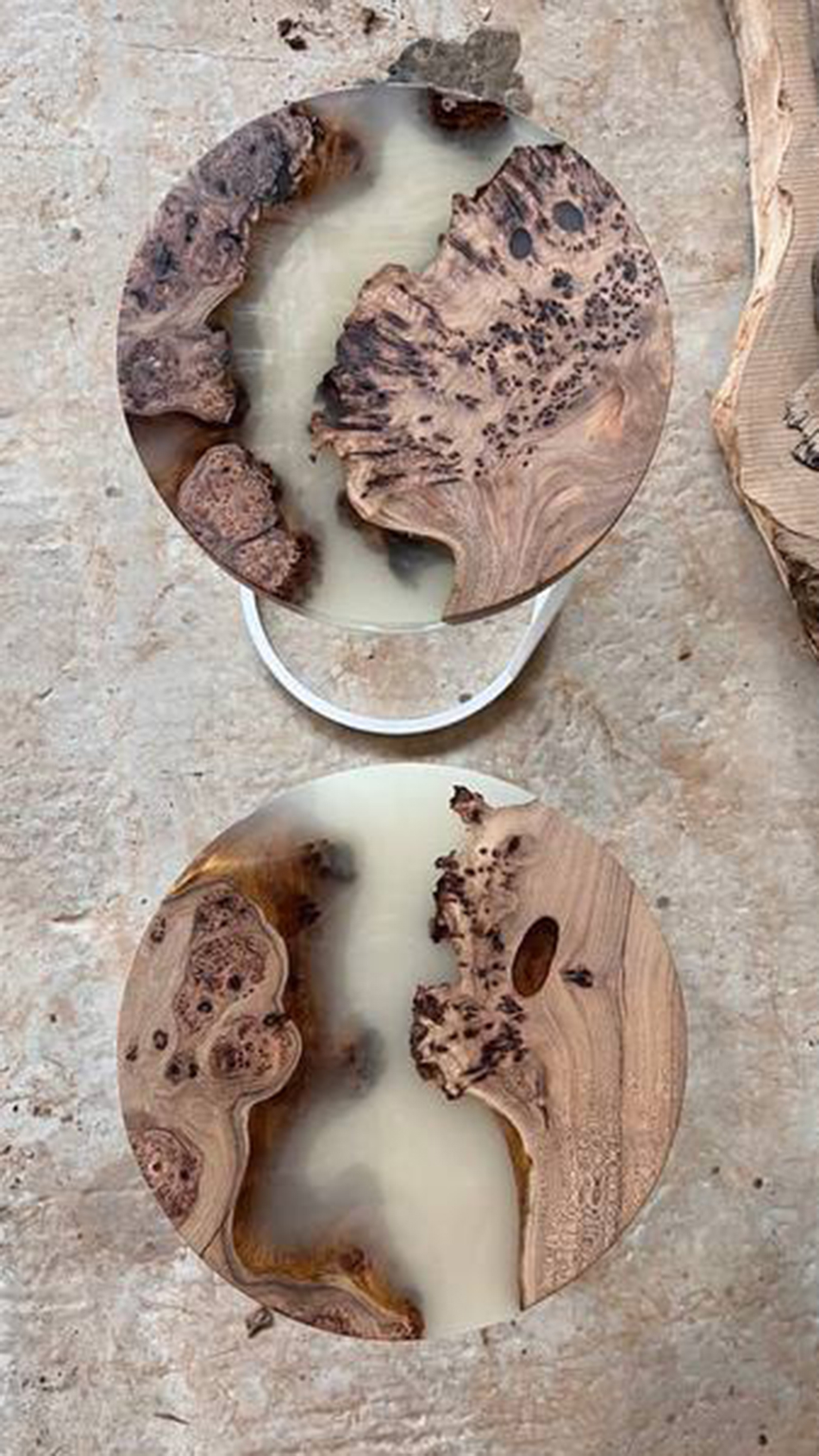 Журнальные столы из капового карагача 3