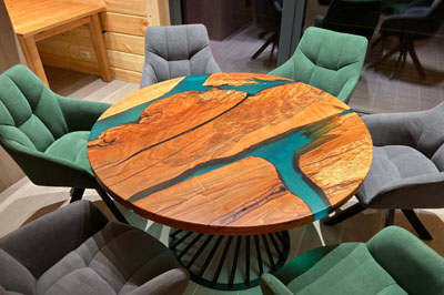 Не нужно искать стол, который “впишется”