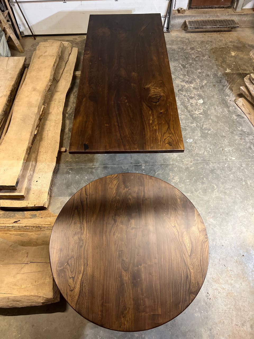 Журнальный столик из азиатского карагача 6